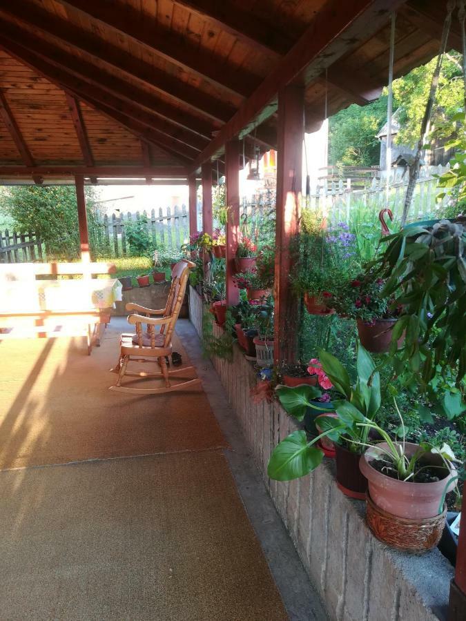 Apartmani Beslic Kremna Εξωτερικό φωτογραφία